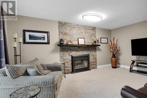 15 Chalfont Road, London, ON - Indoor Photo Showing Living Room With Fireplace