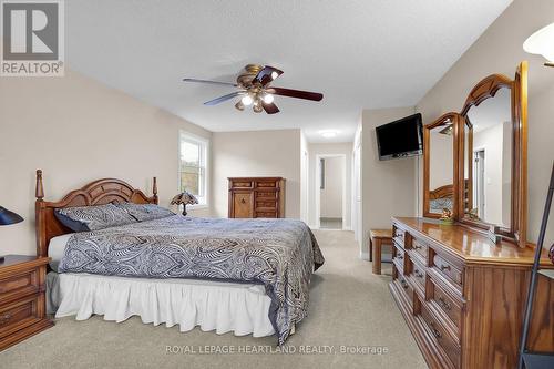 15 Chalfont Road, London, ON - Indoor Photo Showing Bedroom