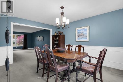 15 Chalfont Road, London, ON - Indoor Photo Showing Dining Room