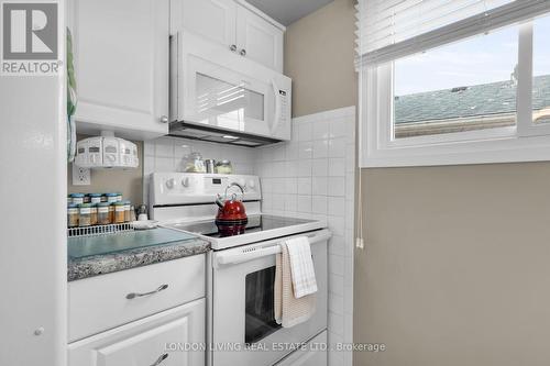 14 Seaforth Court, London, ON - Indoor Photo Showing Kitchen