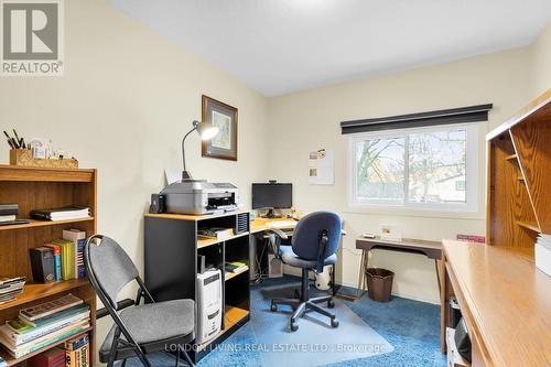 14 Seaforth Court, London, ON - Indoor Photo Showing Office