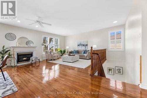 962 Denton Drive, Cobourg, ON - Indoor Photo Showing Living Room With Fireplace