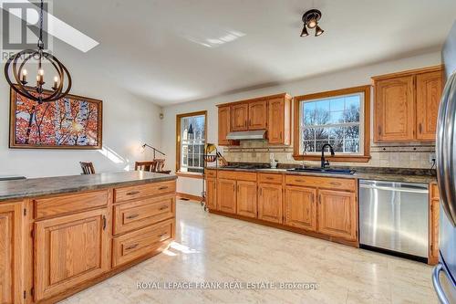 3071 5Th Line E, Trent Hills (Campbellford), ON - Indoor Photo Showing Kitchen