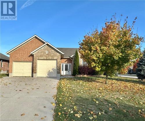 414 4Th Street S, Hanover, ON - Outdoor