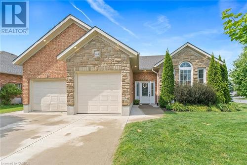 414 4Th Street S, Hanover, ON - Outdoor With Facade