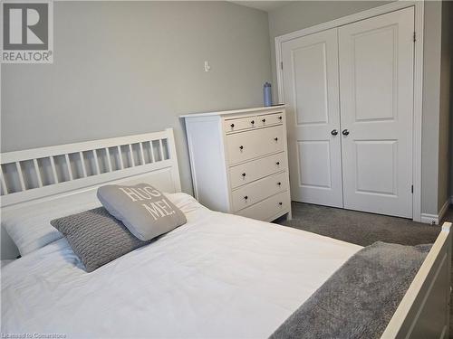 145 Hollybrook Trail, Kitchener, ON - Indoor Photo Showing Bedroom