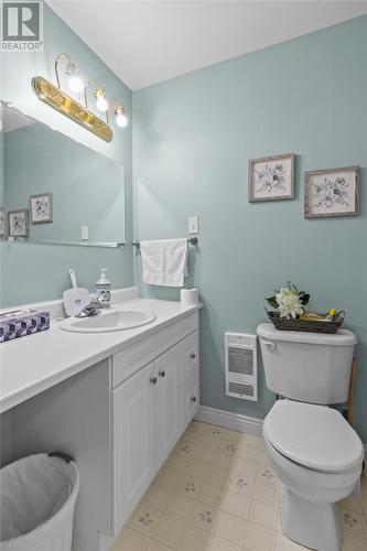 16 Leslie Street, Clarenville, NL - Indoor Photo Showing Bathroom