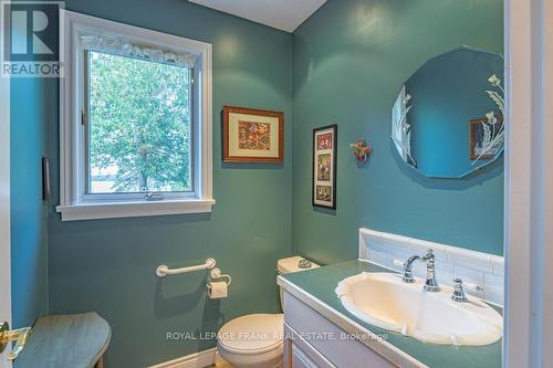 834 Birchview Road, Douro-Dummer, ON - Indoor Photo Showing Bathroom