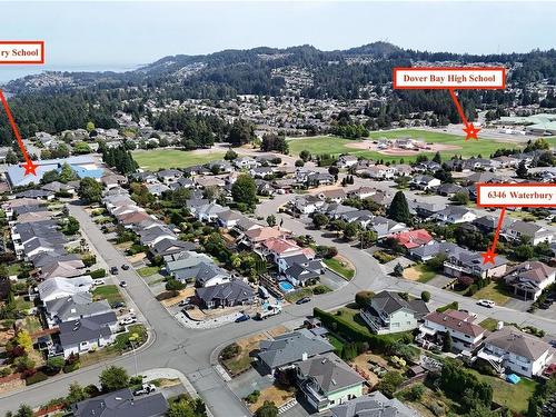 6346 Waterbury Rd, Nanaimo, BC 