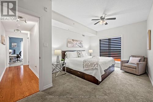 214 - 100 Dean Avenue, Barrie, ON - Indoor Photo Showing Bedroom