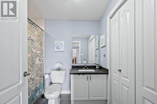 214 - 100 Dean Avenue, Barrie, ON - Indoor Photo Showing Bathroom