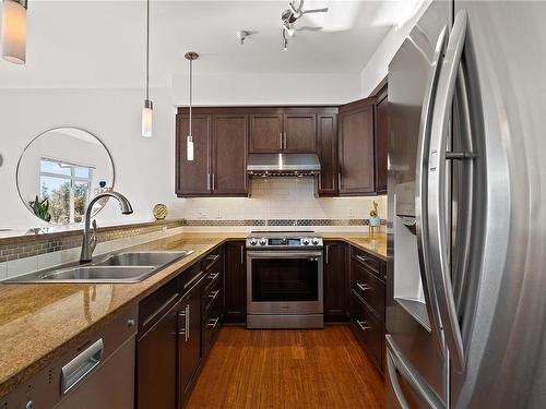 307-1035 Sutlej St, Victoria, BC - Indoor Photo Showing Kitchen With Double Sink With Upgraded Kitchen