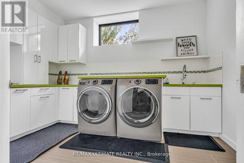 860 Goodwin Road, Mississauga, ON - Indoor Photo Showing Laundry Room