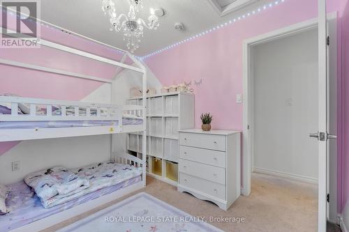 1519 Farmstead Drive, Milton, ON - Indoor Photo Showing Bedroom