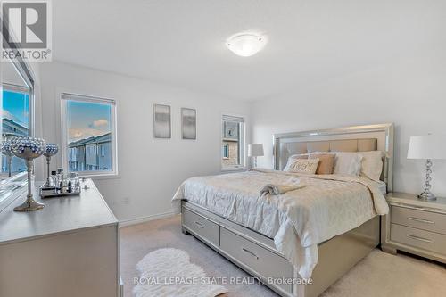 1519 Farmstead Drive, Milton, ON - Indoor Photo Showing Bedroom