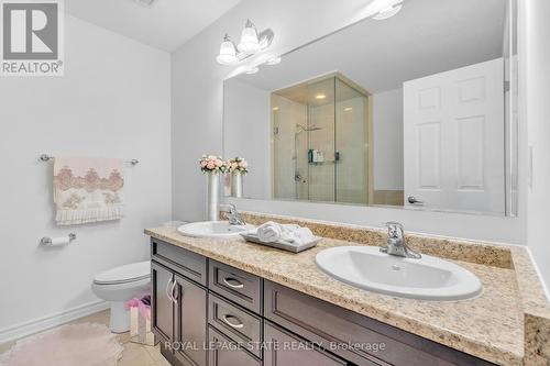 1519 Farmstead Drive, Milton, ON - Indoor Photo Showing Bathroom