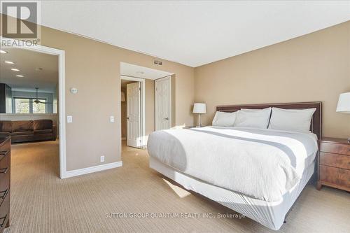 218 - 120 Fairway Court, Blue Mountains, ON - Indoor Photo Showing Bedroom