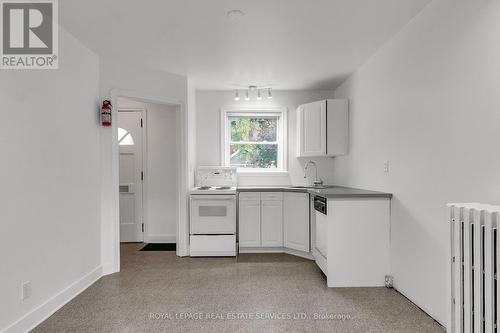 150 Hamilton Street, Toronto, ON - Indoor Photo Showing Kitchen With Double Sink