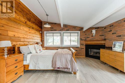 12 Birch Grove Drive, Oro-Medonte, ON - Indoor Photo Showing Bedroom With Fireplace