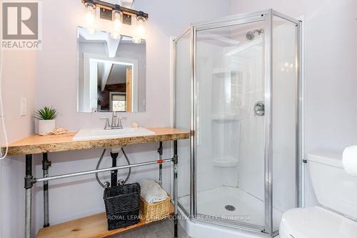 12 Birch Grove Drive, Oro-Medonte, ON - Indoor Photo Showing Bathroom