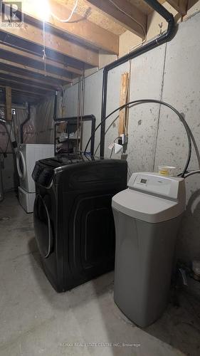 62 Brucker Road W, Barrie, ON - Indoor Photo Showing Laundry Room