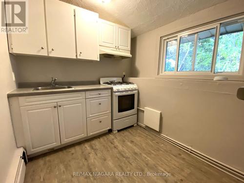 97 Queen Street, Fort Erie, ON - Indoor Photo Showing Kitchen With Double Sink