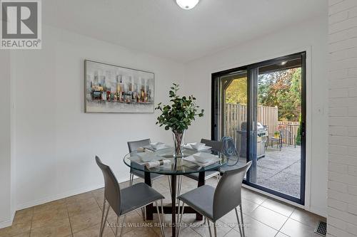 128 Edgewater Drive, Hamilton, ON - Indoor Photo Showing Dining Room