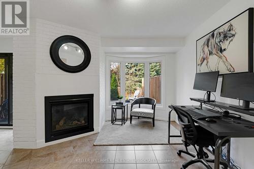 128 Edgewater Drive, Hamilton, ON - Indoor With Fireplace