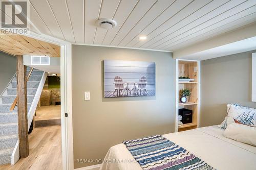 1039 West Cottage Drive W, North Frontenac, ON - Indoor Photo Showing Bedroom