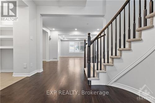 605 Dundonald Drive, Ottawa, ON - Indoor Photo Showing Other Room