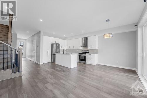 875 Contour Street Unit#B, Ottawa, ON - Indoor Photo Showing Kitchen