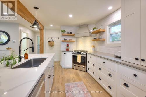 495 Elm Avenue N, North Perth, ON - Indoor Photo Showing Kitchen