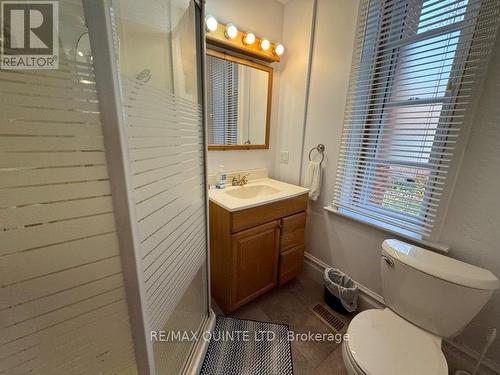 227 Metcalf Street, Tweed, ON - Indoor Photo Showing Bathroom