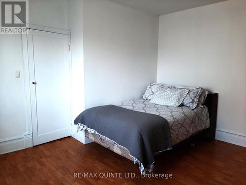 227 Metcalf Street, Tweed, ON - Indoor Photo Showing Bedroom