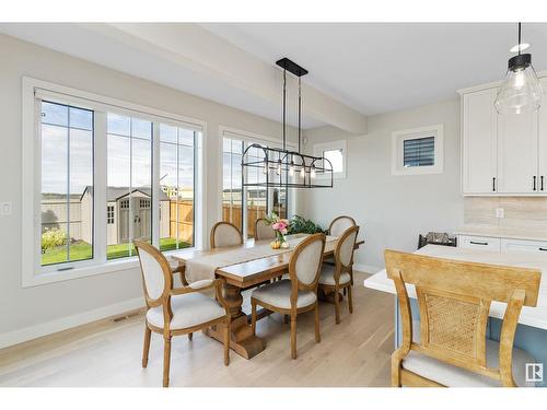 6842 Knox Lo Sw, Edmonton, AB - Indoor Photo Showing Dining Room