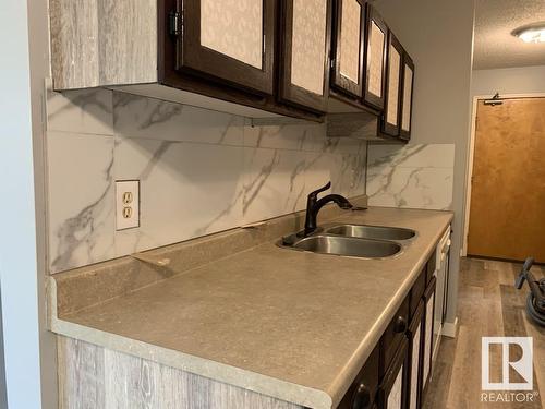 10826 113 St Nw, Edmonton, AB - Indoor Photo Showing Kitchen With Double Sink