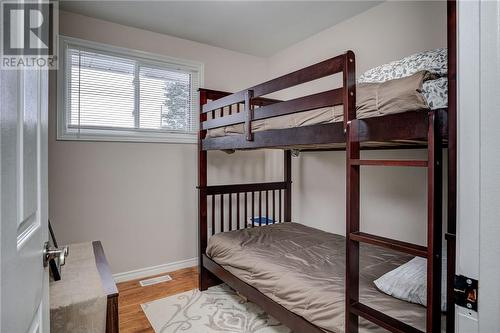 860 Beatrice Crescent, Greater Sudbury, ON - Indoor Photo Showing Bedroom