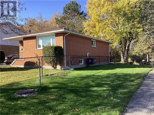 860 Beatrice Crescent, Greater Sudbury, ON - Outdoor