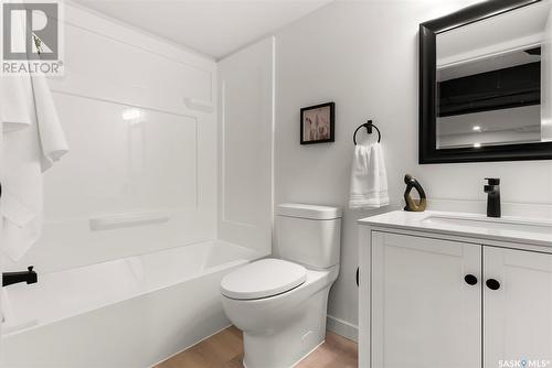 4202 England Road, Regina, SK - Indoor Photo Showing Bathroom