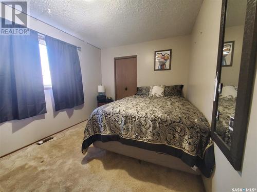 335 Queen Elizabeth Boulevard, Kamsack, SK 