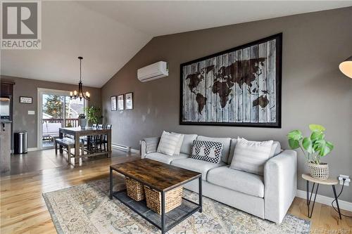 333 Maplehurst Drive, Moncton, NB - Indoor Photo Showing Living Room