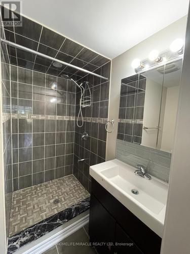 104 Leadership (Basement), Brampton, ON - Indoor Photo Showing Bathroom