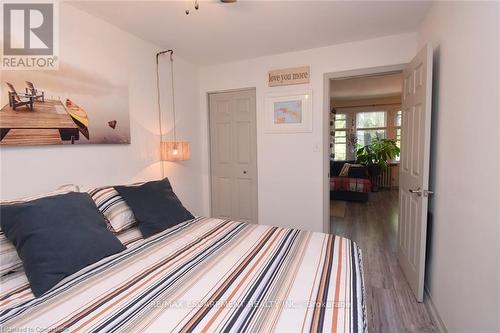 10 - 356 Hunter Street E, Hamilton, ON - Indoor Photo Showing Bedroom