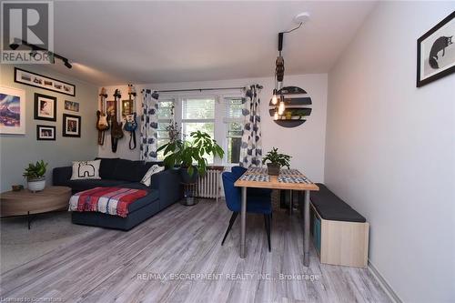 10 - 356 Hunter Street E, Hamilton, ON - Indoor Photo Showing Other Room