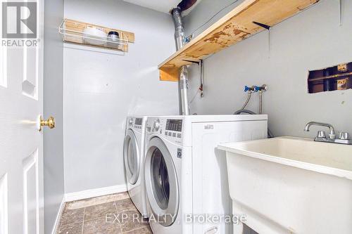 376 Rexford Drive, Hamilton, ON - Indoor Photo Showing Laundry Room