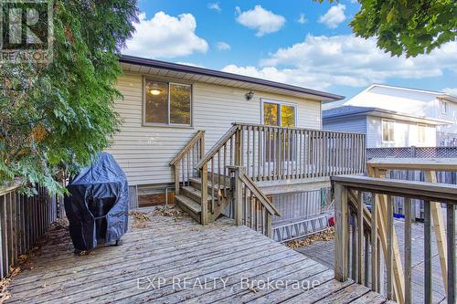 376 Rexford Drive, Hamilton, ON - Outdoor With Deck Patio Veranda With Exterior