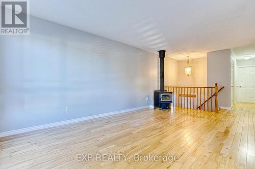 376 Rexford Drive, Hamilton, ON - Indoor Photo Showing Other Room