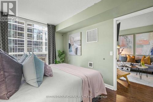 611 - 4978 Yonge Street, Toronto, ON - Indoor Photo Showing Bedroom