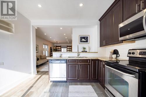 3 Sutherland Avenue, Toronto, ON - Indoor Photo Showing Kitchen With Upgraded Kitchen