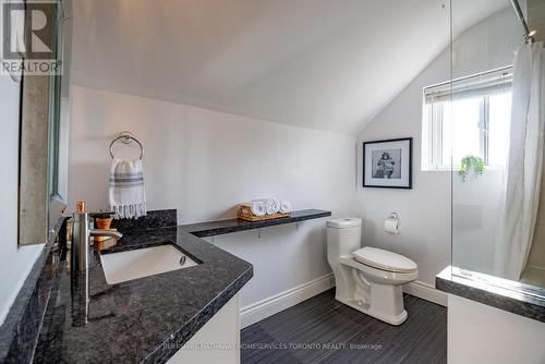 3 Sutherland Avenue, Toronto, ON - Indoor Photo Showing Bathroom